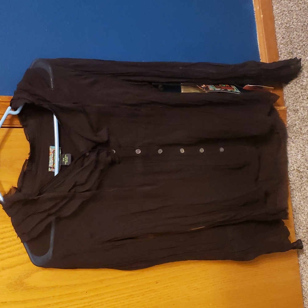 2OH black blouse